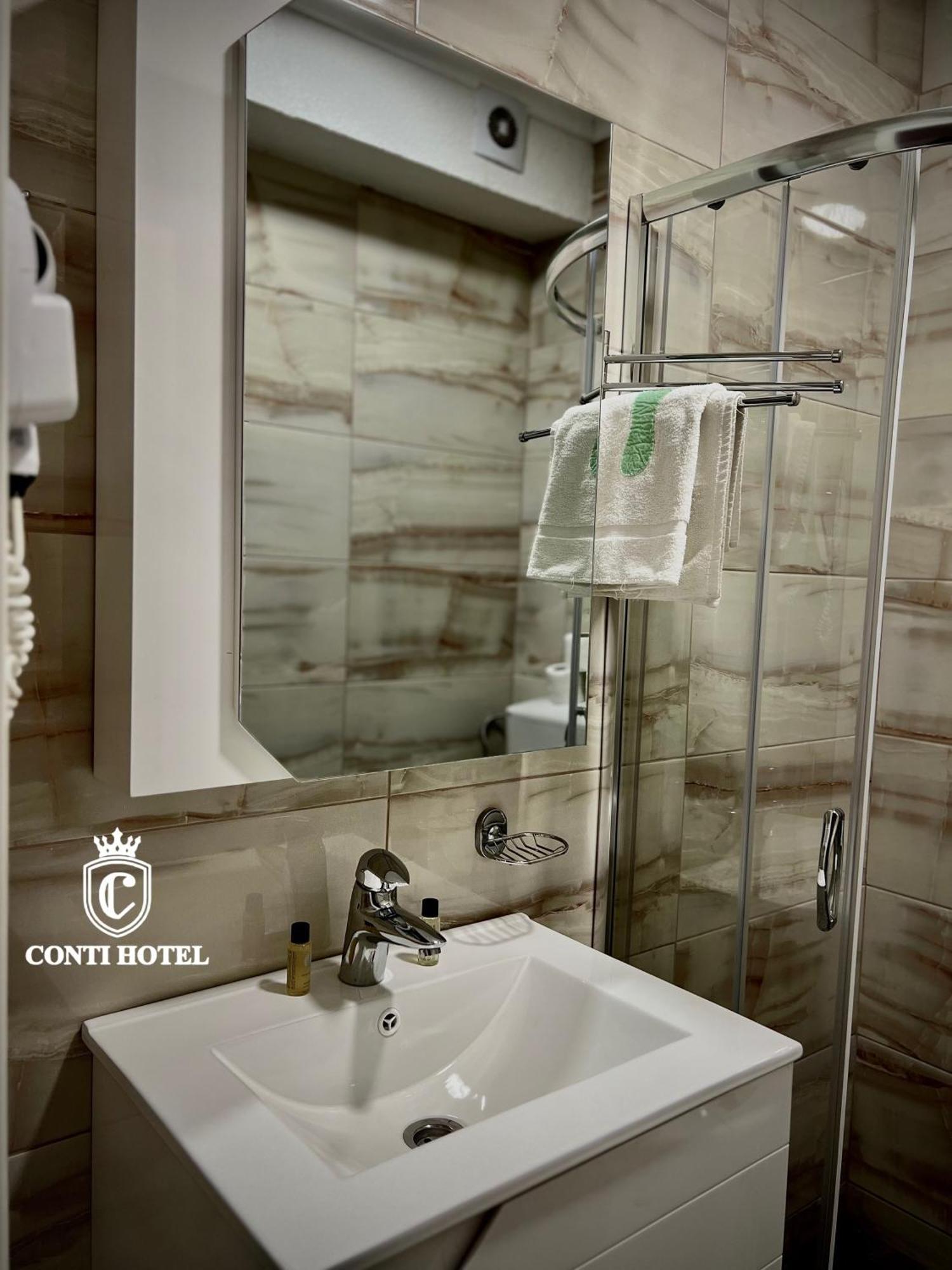 Conti Hotel & Restaurant Gjakova Luaran gambar